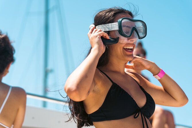 From Split: Blue Lagoon and 3 Islands Speedboat Tour - Logistical Details and Group Experience