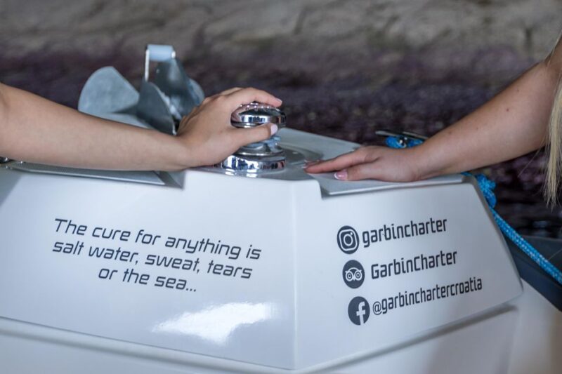 From Split, Croatia: Blue Cave & Hvar 5 Islands tour - Key Points