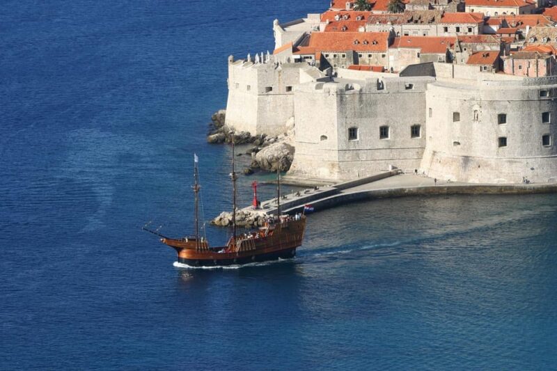 From Split: Dubrovnik Day Trip incl. Stop in Ston - Exploring the Medieval Walls of Ston