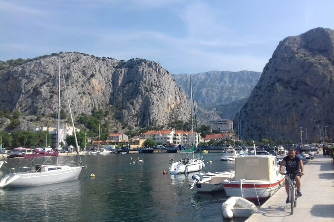 From Split Omis Day Tour with Boat Cruise and Swimming - Beach Relaxation at Municipal Beach