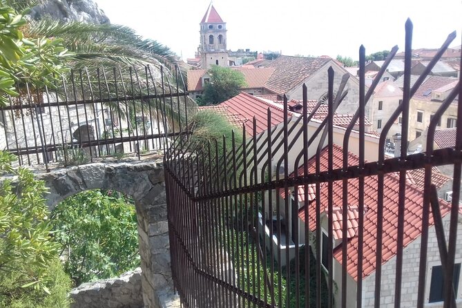 From Split Omis Day Tour with Boat Cruise and Swimming - Logistics and Group Experience