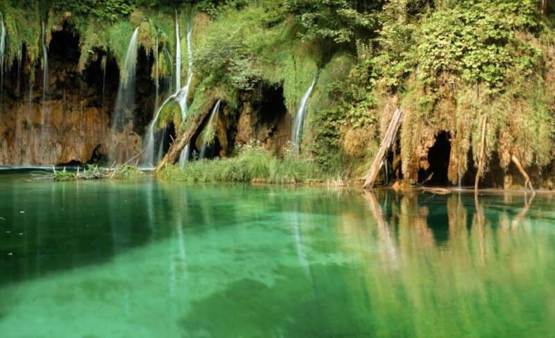 From Split or Trogir: Plitvice Lakes Guided Tour - Flexibility and Pacing: Guided Tour with Limited Free Time
