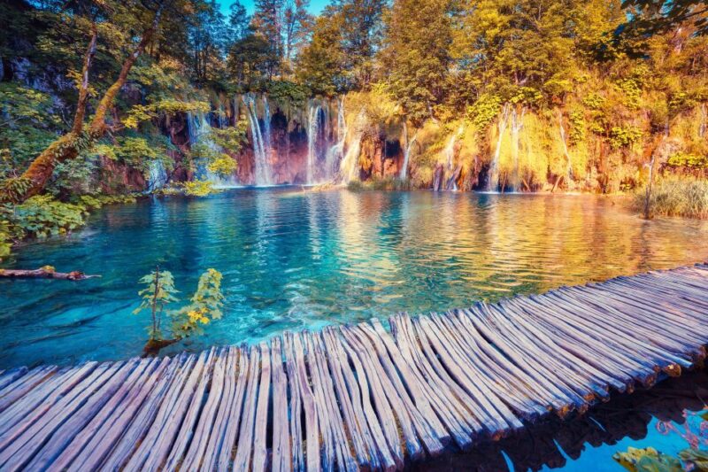 From Split: Plitvice Lakes Guided Tour with Entry Tickets - The Pacing and Duration of the Tour