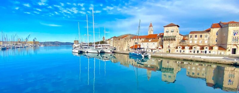 From Split:Private boat tour:Trogir, Blue Lagoon & Solinska - Snorkeling at the Kontesa Shipwreck in Neujam