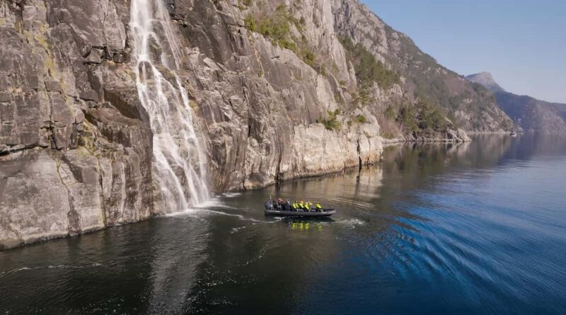From Stavanger: Lysefjord RIB Boat Tour with Boathouse Visit - Visiting Pulpit Rock from the Water