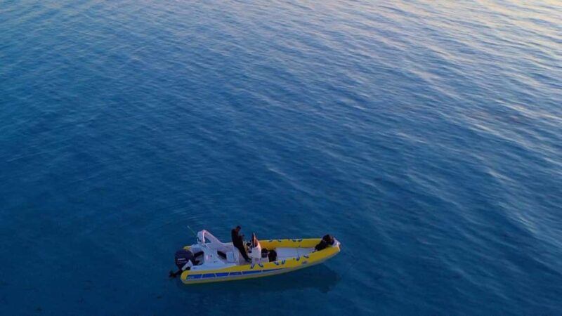 From Stintino: two-hour dinghy tour at sunrise or sunset - Key Points