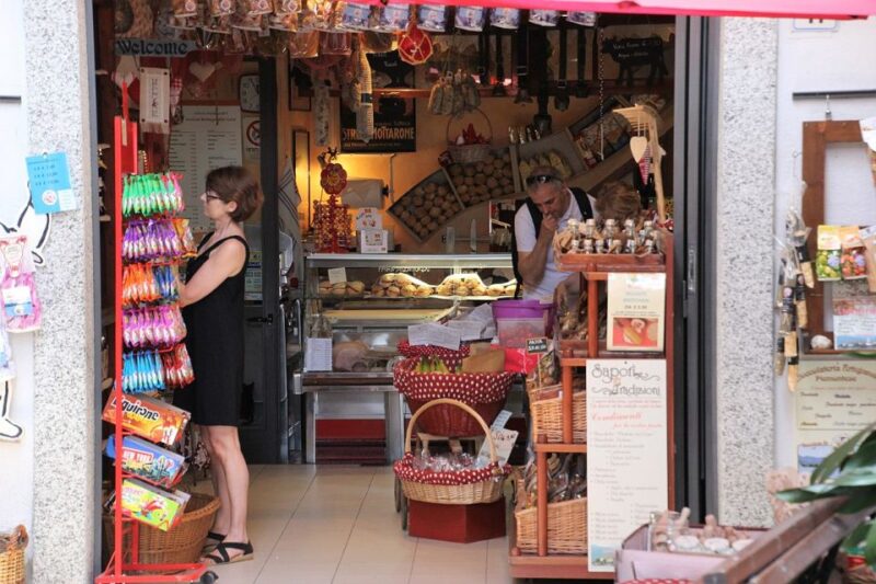 From Stresa: Isola Pescatori Hop-On Hop-Off Boat Tour - Suitability and Recommendations for Visitors