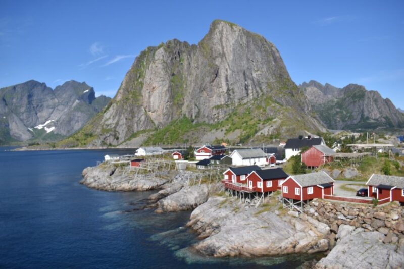 From Svolvaer: Private Lofoten Islands Tour with Transfer - Visiting Hamnoy, Ramberg, and Reine