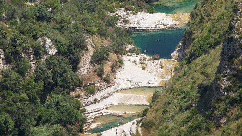 From Syracuse: Cavagrande Natural Reserve Guided Trek - The Role of the Guide: Knowledgeable and Attentive
