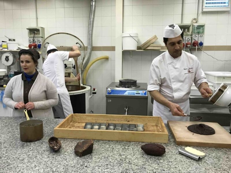 From Syracuse: Noto and Modica Private Tour with Tastings - The Art of Sicilian Chocolate in Modica