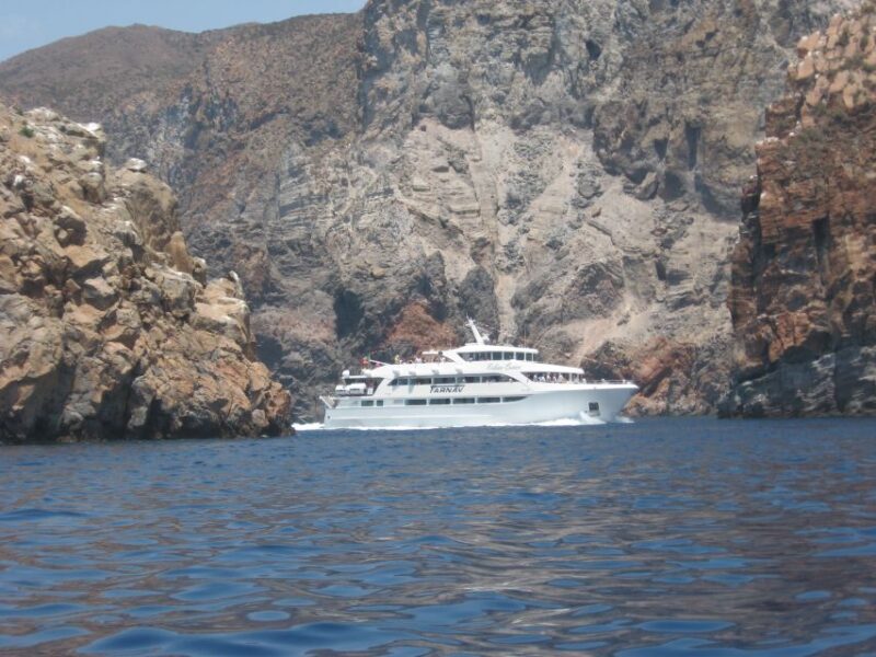 From Taormina: Lipari and Vulcano Mini Cruise Aeolian Tour - Lipari and Vulcano: The Practical Verdict