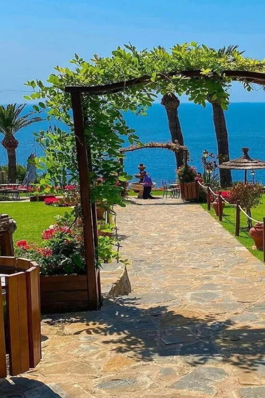 From Tarifa to Tanger: complete tour+ camel ride+ food - Pericardis Park and the Meeting Point of Oceans