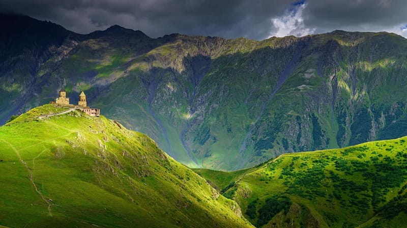 From Tbilisi: Ananuri Fortress and Kazbegi Day Trip - Ananuri Fortress: Georgia’s Best Preserved Medieval Stronghold