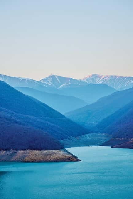 From Tbilisi: Ananuri, Gudauri, and Kazbegi Tour with Guide - The Experience of the Guides and Customer Satisfaction