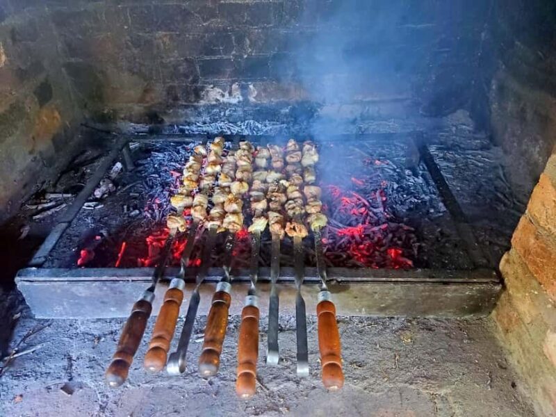 From Tbilisi: Bodbe and Sighnaghi Tour with Supra Lunch - Booking and Cancellation Flexibility