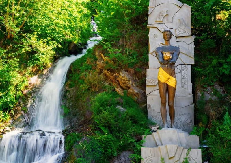 From Tbilisi: Borjomi and Bakuriani Ski Resort Private Tour - Practical Tips for a Smooth Experience