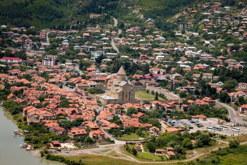 From Tbilisi: Chronicles of Georgia, Jvari & Mtskheta Tour - The Experience with Guides and the Overall Atmosphere