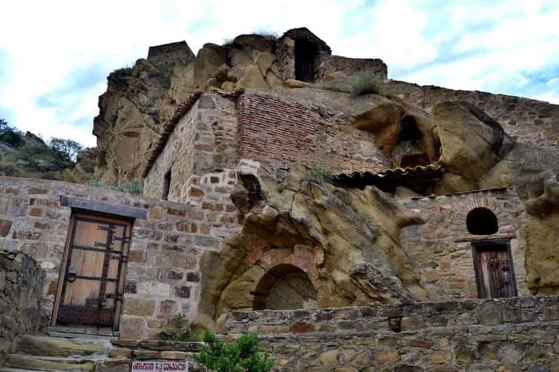 From Tbilisi: David Gareji Monastery and Wine Tasting Tour - Scenic Drive and Rainbow Rock Viewing in Kakheti