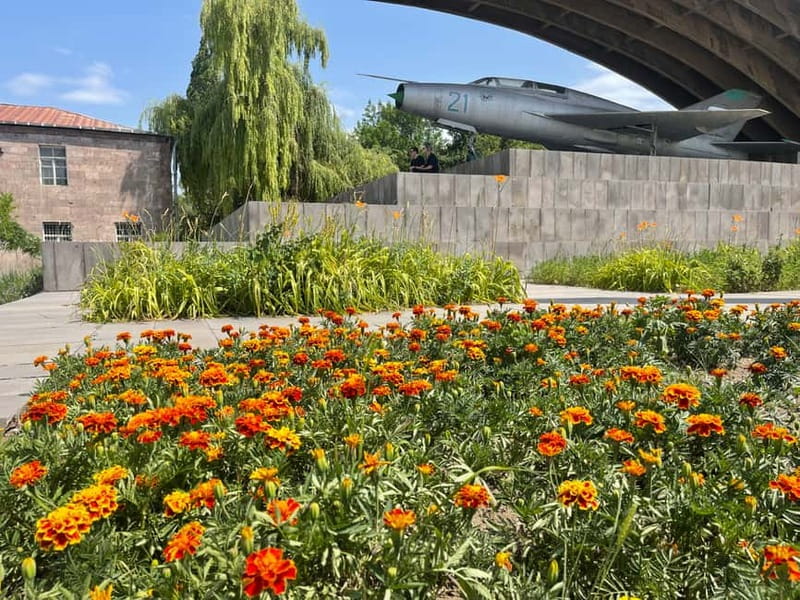 From Tbilisi: Day Trip to Armenia Including Homemade Lunch - Practicalities: Transportation, Guides, and Border Management