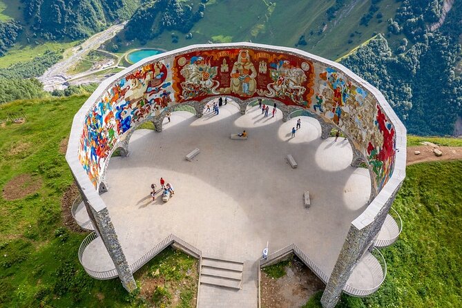 From Tbilisi: Explore the Caucasus Mountains Kazbegi tour - Traditional Georgian Dinner at Kvemo Mleta