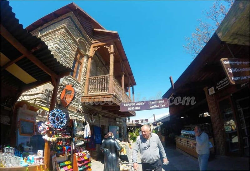 From Tbilisi: Gori and Uplistsikhe Group Tour - Gori Castle: Medieval Fortress with Strategic Significance