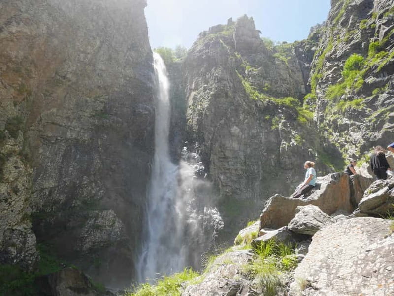 From Tbilisi: The Best of Kazbegi and Gudauri Mountains - Visiting Gudauri and the Cross Pass for Mountain Panoramas