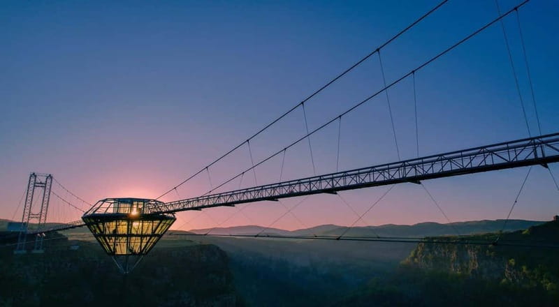 From Tbilisi to Dashbashi Canyon and the Diamond Bridge - Exploring Dashbashi Canyon and Waterfalls