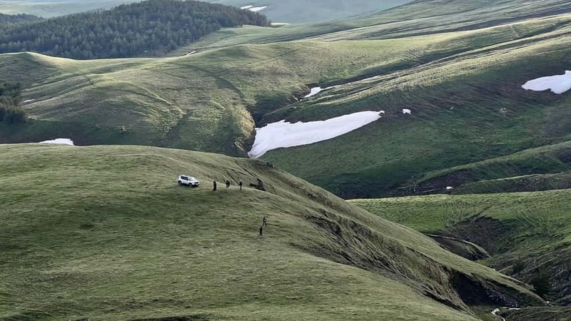 From Tbilisi: Tsalka Hills Off-Road Jeep Tour with BBQ - Return Drive to Tbilisi in the Evening