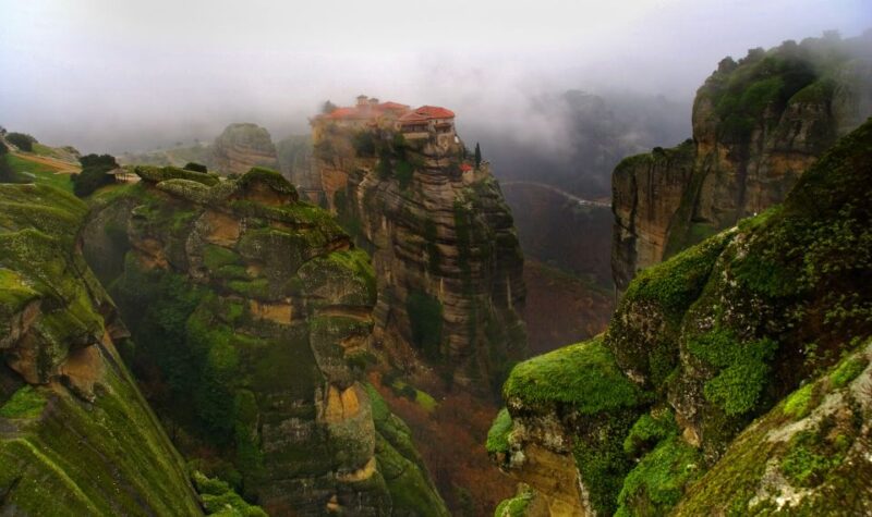 From Thessaloniki: Meteora Small Group Day Trip - Direct Transport from Thessaloniki to Meteora