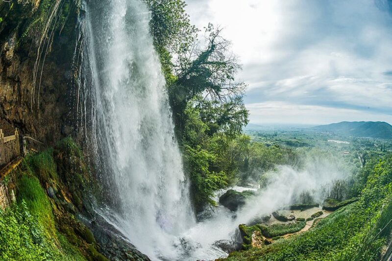 From Thessaloniki: Pozar Thermal Baths and Edessa Day Trip - Departing from Thessaloniki for Natural Hot Springs