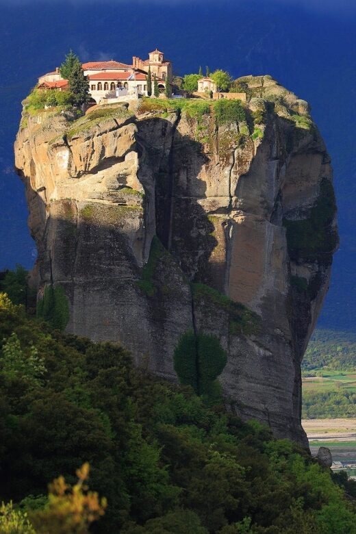 From Thessaloniki: Private Day Trip to Meteora with Transfer - Scenic Drive Through Greece’s Picturesque Landscapes