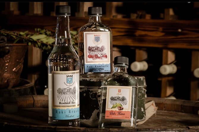 From Tirana: Berat UNESCO Site,Onufri Museum and Belshi Lake Tour - Exploring the Onufri Iconographic Museum and Its Artistic Treasures