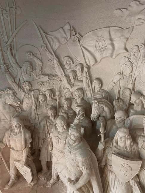 From Tirana/Durres/Golem: Kruja Castle & Old Bazaar Tour. - Exploring Kruja Old Bazaar: A Vibrant Marketplace of Crafts and Culture