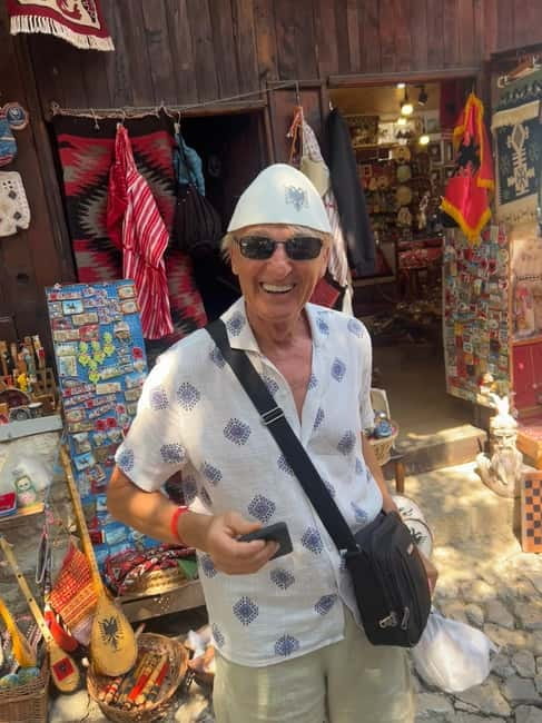 From Tirana/Durrës: Kruja Castle and Skanderbeg Museum Day - Discovering Kruja’s Old Bazaar and Handmade Crafts