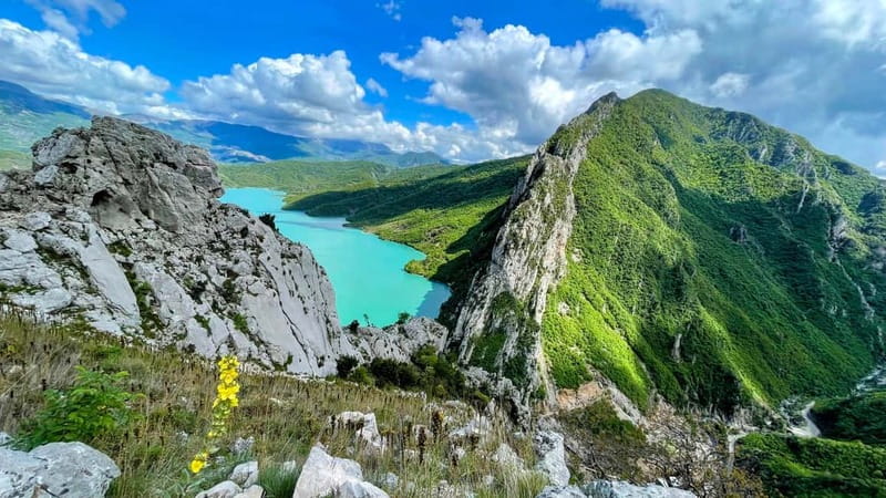 From Tirana: Hike on Gamti Mt & Bovilla Lake on Land Rover - Ascending Gamti Mountain: Panoramic Views and Short Hike