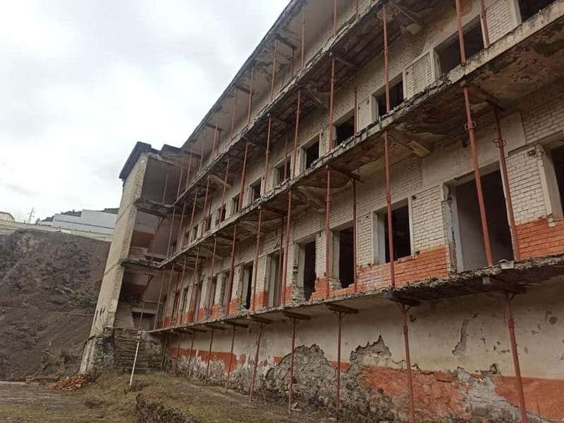 From Tirana: Spaç Prison Tour with Entrance Fees - Key Points