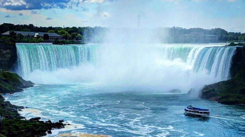 From Toronto: Niagara Falls Day Tour with Boat Cruise - The Charm of Niagara-on-the-Lake and Scenic Drives
