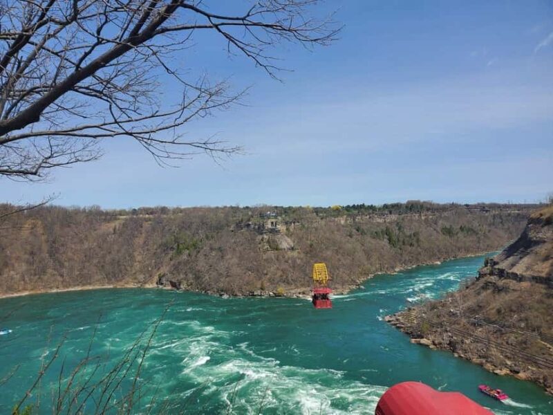 From Toronto Small-Group 7 Guests Max - Includes Boat Cruise - Pick-up and Transportation in Comfort with a Small Group