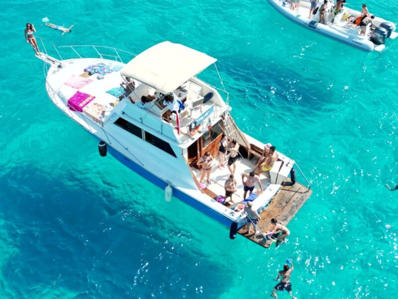 From Trapani: Favignana and Levanzo Boat Tour with Lunch - Discovering Levanzo’s Charm and Coves