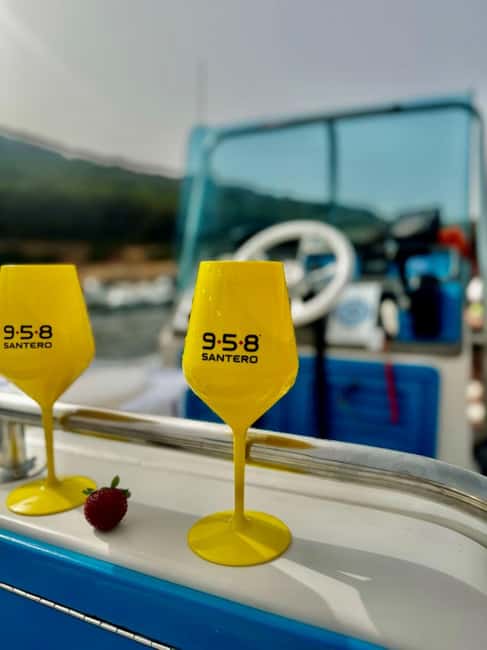 From Trapani: Full-day tour of Favignana and Levanzo with lunch and aperitif - Time in Favignana’s Historic Center