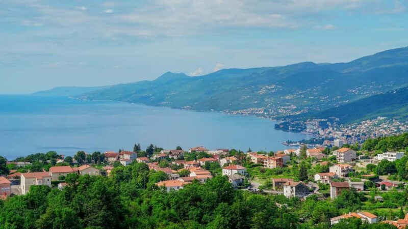 FROM TRIESTE: Opatija Christmas Markets Tour with Wine - Exploring Opatija’s Christmas Markets: A Coastal Holiday Charm