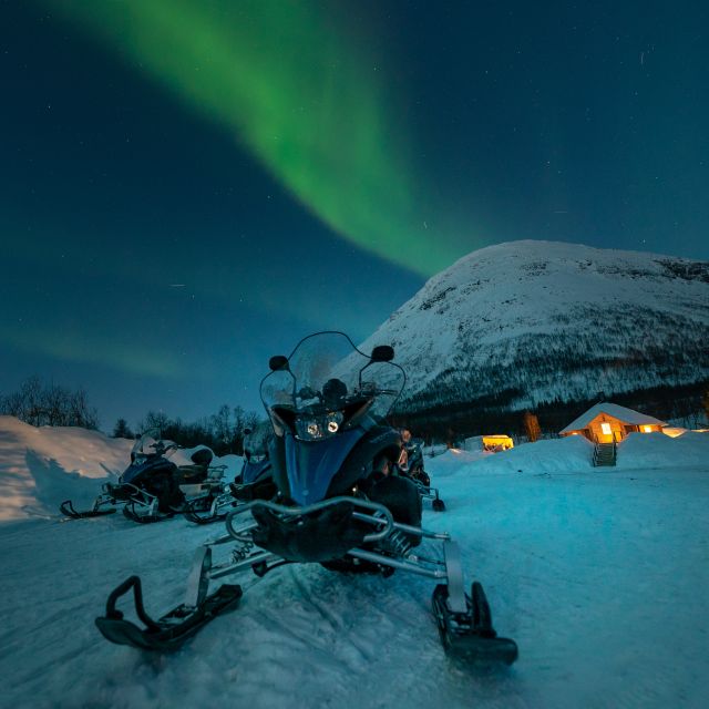 From Tromsø: Evening Snowmobiling Tour at Camp Tamok - The Unique Experience of Snowmobiling at Night in Norway
