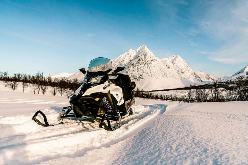 From Tromsø: Snowmobile Safari in the Lyngen Alps - The Camp and Warm Meal