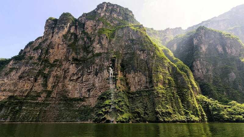 From Tuxtla Sumidero Canyon, Viewpoint & San Cristobal Tour - Sumidero Canyon Boat Ride: Wildlife and Rock Formations
