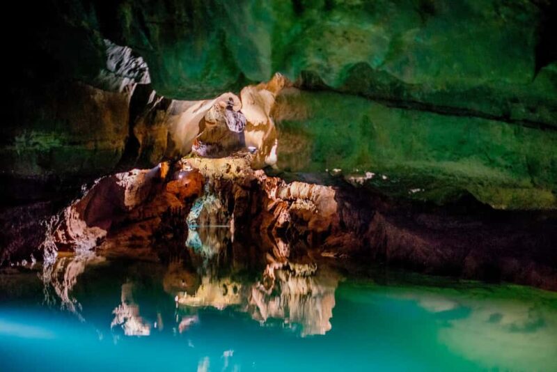 From Valencia: Bus + Cueva de Sant Josep Boat Tour + Guide - Explore the Caves of San José with Guided Tours from Valencia