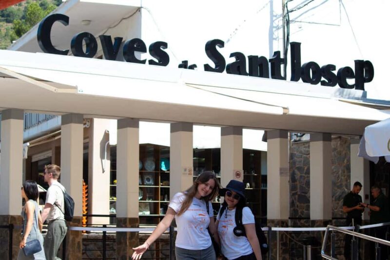 From Valencia: Bus + Cueva de Sant Josep Boat Tour + Guide - Free Time at the Cave Site for Photos and Souvenirs