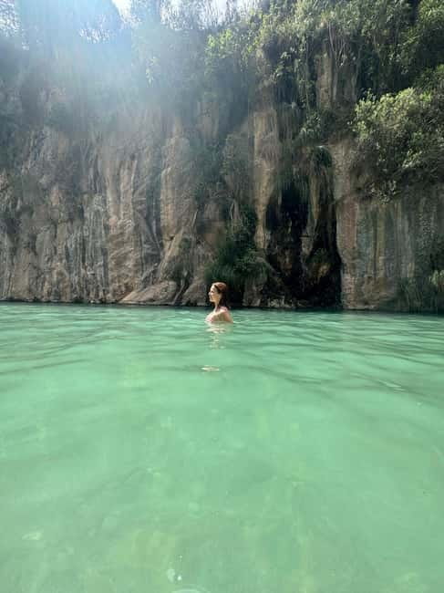 From Valencia: Hot Springs + Waterfalls + Surprise Stop - Key Points