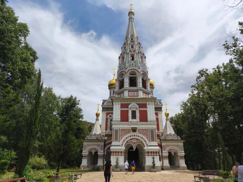 From Veliko Tarnovo: Day Tour to the Valley of Roses & Kings - Scenic Drives Through the Fragrant Rose Valley