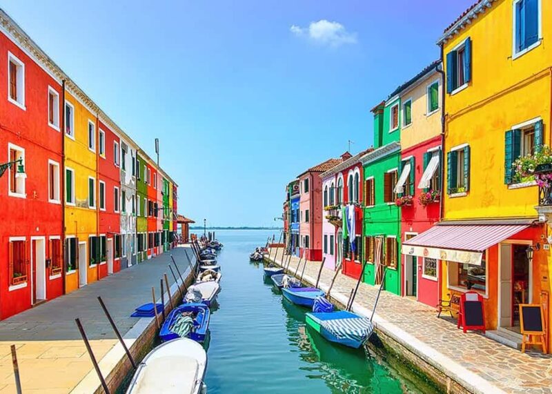 From Venezia: Murano, Burano, and Torcello Self-Guided Tour - Burano’s Vibrant Houses and Lace-Making Traditions