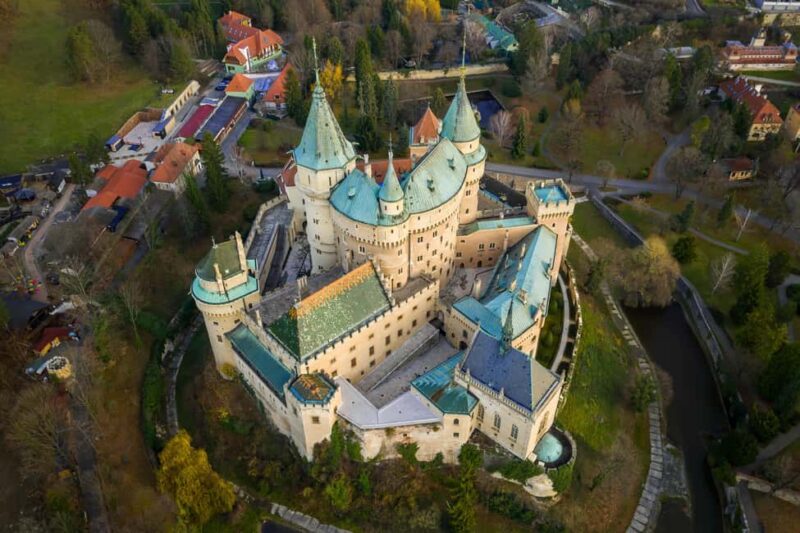 From Vienna :4 Castle Tour In Slovakia With Wine Tasting - Wine Tasting and Local Cuisine in Pezinok
